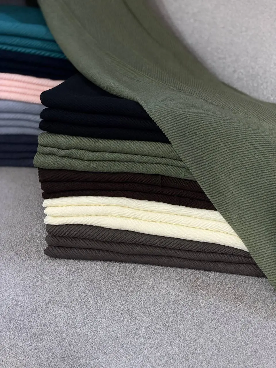 شال پلیسه ابریشم 1